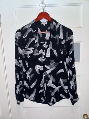 Express Black Shirt with White Brush Feather Print